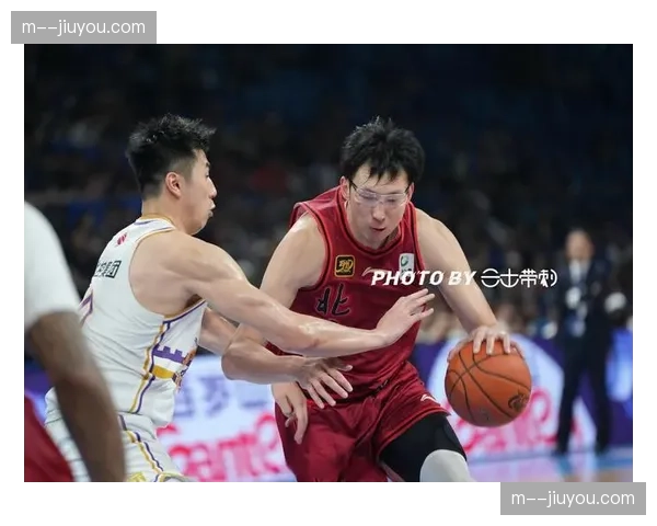 北控男篮13胜16负暂离季后赛区 三连客赛程考验严峻